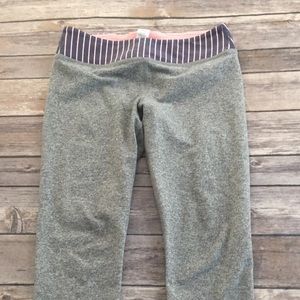 Lululemon Ivivva capris